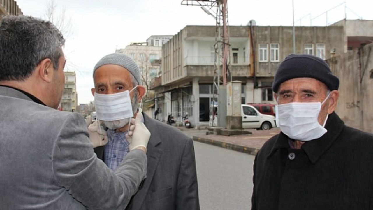 Cizre'de maskesiz sokağa çıkmak yasaklandı