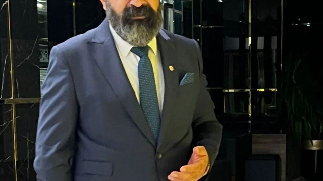 Şırnak Gazeteciler Cemiyeti Başkanı Halil Azizoğlu’ndan Yeni Yıl Mesajı