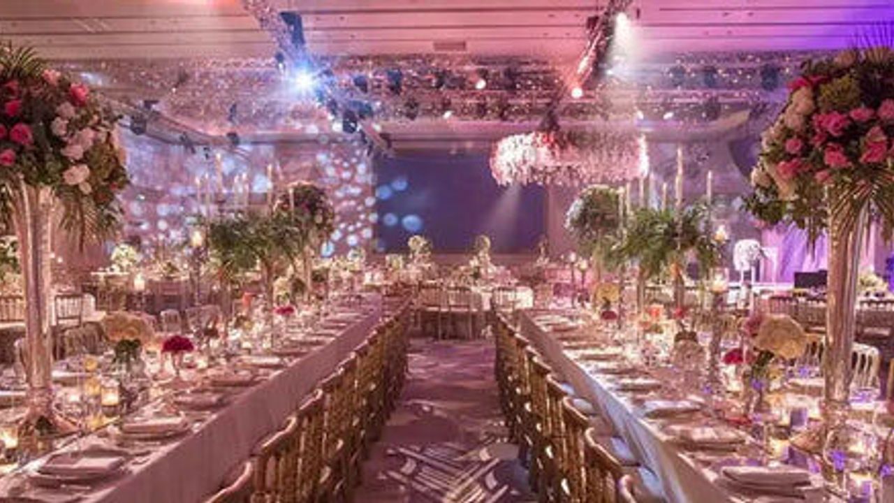 Gençleri borç batağına sürükleyen DÜĞÜN gösteriş yarışı alarm veriyor