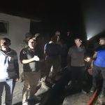 Feci köy yangınında 10 ev hasar gördü
