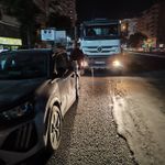 Beton mikseri ile otomobil çarpıştı