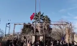 Bayrak Krizine Şırnak’tan Tepki Vekiller Peş Peşe Kınadı
