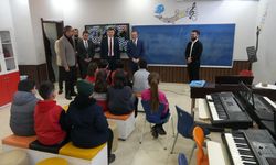 Kaymakam Baycar, ilçedeki eğitim çalışmalarını inceledi