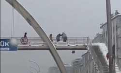 Kartopu atan çocukları darbeden şahıs gözaltına alındı