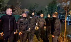 Gece nöbetindeki polis ekiplerine Kaymakam Partal’dan destek