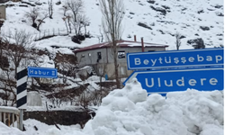 Şırnak-Hakkari Yolu Kapandı Habur-2'de Araçlar Mahsur Kaldı!