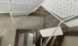 Kar Yükü Şırnak’ta Binaları Etkiledi