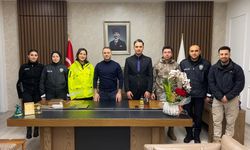 Uludere Kaymakamlığı’nda İdareciler Günü Ziyareti