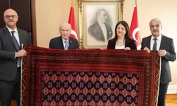 Öcalan’dan Devlet Bahçeli’ye Özel Kilim Hediye