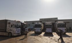 HÜDA PAR’dan Kobani’ye 24 TIR yardım