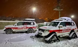 Karda Paletli Ambulanslarla Sağlık Hizmeti Aksamıyor