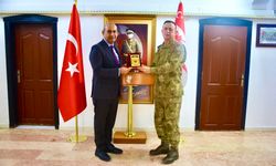 Uludere MEM müdüründen komutana ziyaret