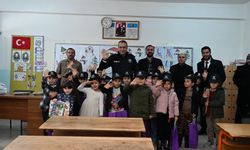 Şırnaklı çocukların “Volkan amcası” özel günde miniklerin yanında oldu