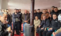 Kar Mesaisinde Soba Başında Sıcak Mola