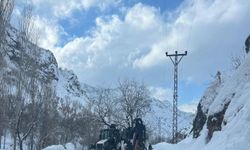 Uludere’de karla mücadele seferberliği 'ekipler sahada, vatandaşlara uyarı!