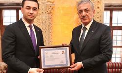 Başarılı yönetim anlayışına Vali’den takdir