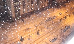 Şırnak'ta Kar Geceyi Aydınlattı