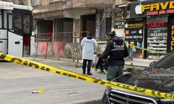 Müteahhit ile emlakçı arasında 'tadilat' kavgası 4 yaralı