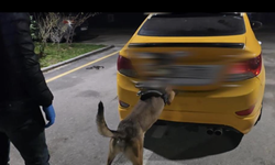 Şüpheli görülen takside 3 kilo metamfetamin ele geçirildi