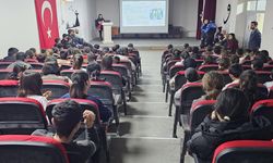 Cizre’de Ortaokul Öğrencilerine Akran Zorbalığı Eğitimi