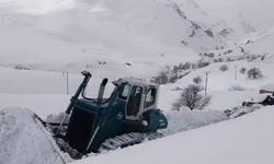 Beytüşşebap’ta Kar, Köy Yollarını Kuşattı