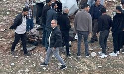 Otomobil hurdaya döndü 3 kişi ağır yaralandı