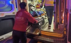 Yolda Yürüyen 3 Yayaya Otomobil Çarptı