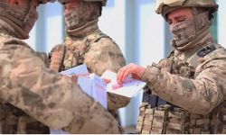 Şırnak’ta Öğrencilerden Mehmetçiğe Mektup Sevinci