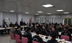 Şırnak Protokolü Sahurda Polislerle Buluştu