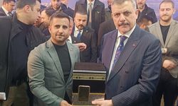 Silopi Genç Girişimciler'den Bakan Çiftçi’ye dikkat çeken hediye