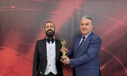 Dünyaca Ünlü Yazar Akif Manaf’a Barış Ödülü