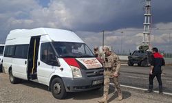 İdil’de araçlar tek tek durduruldu, belgeler kontrol edildi