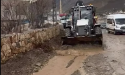 Kasrik'te Sel Sonrası Özel İdare Ekipleri Seferber Oldu!