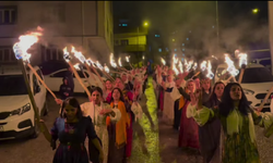 Şırnak’ta Nevroz Ateşi Kadınların Meşaleleriyle Yakıldı