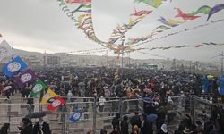Cizre’de Nevruz Coşkusu Yağmur Engel Olamadı