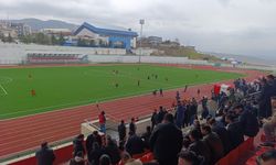 Şırnak Petrol Spor Maçında Ortalık Karıştı!