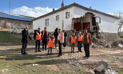 Ağrı'da  deprem sonrası inceleme