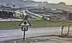 Ani manevra kazaya neden oldu, motosikletli yaralandı