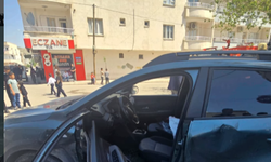 Cizre’de trafik kazası, sürücü araçta sıkıştı