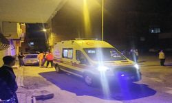 Araç içerisinde yanıcı madde alev aldı, 3 yaralı