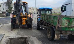 Cizre’de Yağış Sonrası Ekipler Seferber Oldu