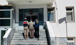 Aranan 2 hükümlü yakalandı