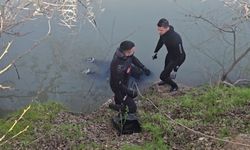 Nehirde bir kadının cansız bedeni bulundu