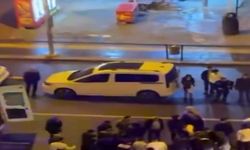 Otomobil motosiklete çarptı, 1 yaralı