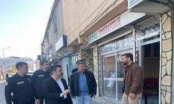 Kaymakam Atış, esnaf ve vatandaşlarla bir araya geldi