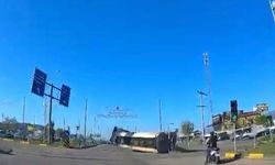 Kavşakta kontrolden çıkan tır devrildi, faciadan dönüldü