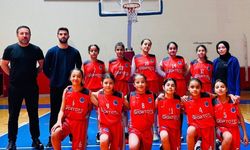 Şırnaklı Kızlar Basketbolda Bölgeyi Fethetti