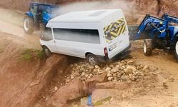 Şiddetli yağış hayatı felç etti