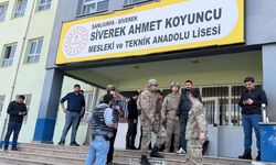 Vali Şıldak: "16 öğrenci yaralandı, saldırgan öldü"