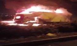 Seyir halindeki tır alev topuna döndü